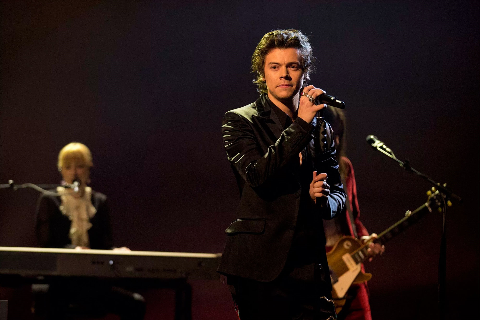 Harry Styles Lanza Lbum Debut Hom Nimo