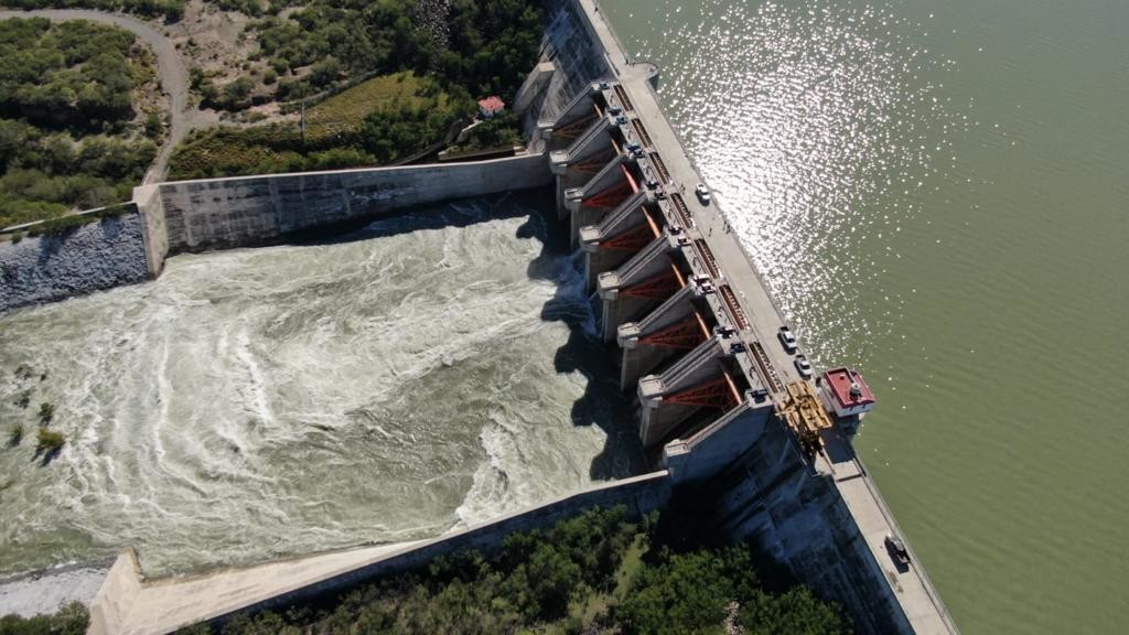 Se Muestra Baja De Agua En Presa El Cuchillo Por Transvase