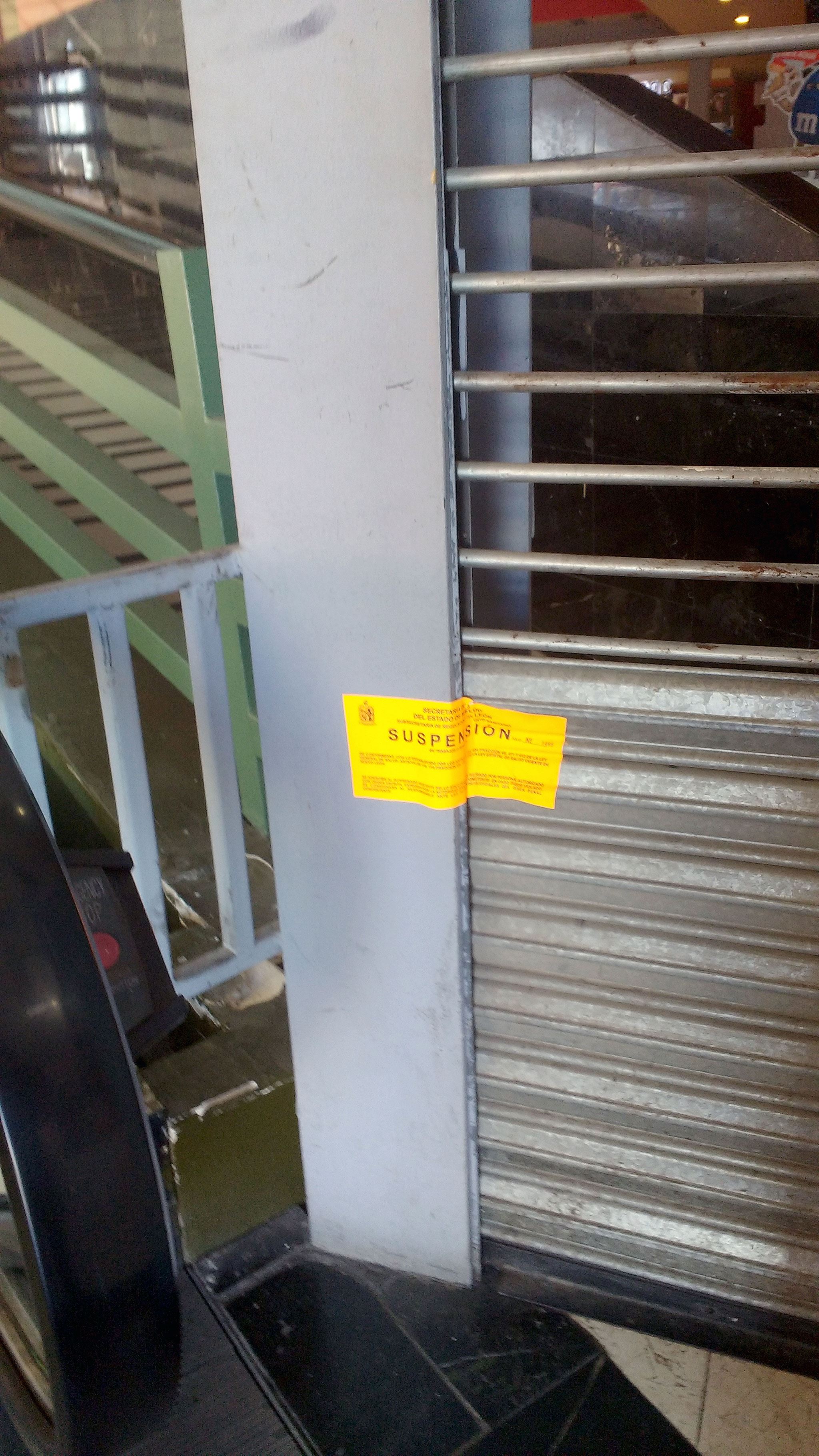 Clausuran salas de Cinemex por falta de higiene en cocina