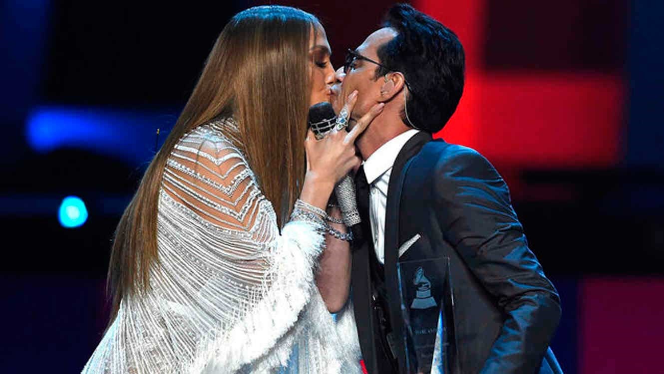 Después de polémico beso Jennifer Lopez lanza Olvídame y pega la vuelta con Marc Anthony