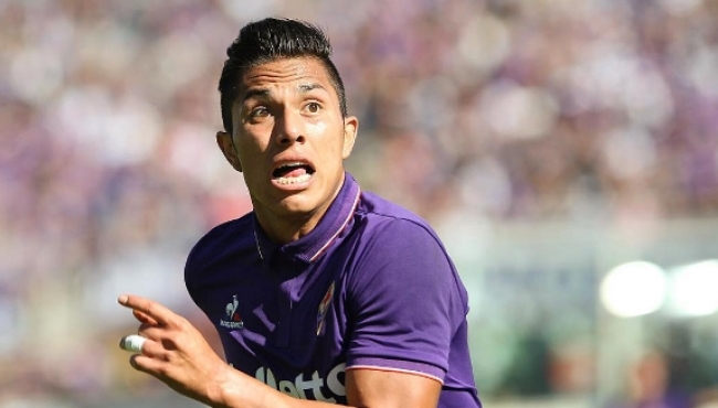 Carlos Salcedo y el Florentina ganan de último minuto a Palermo