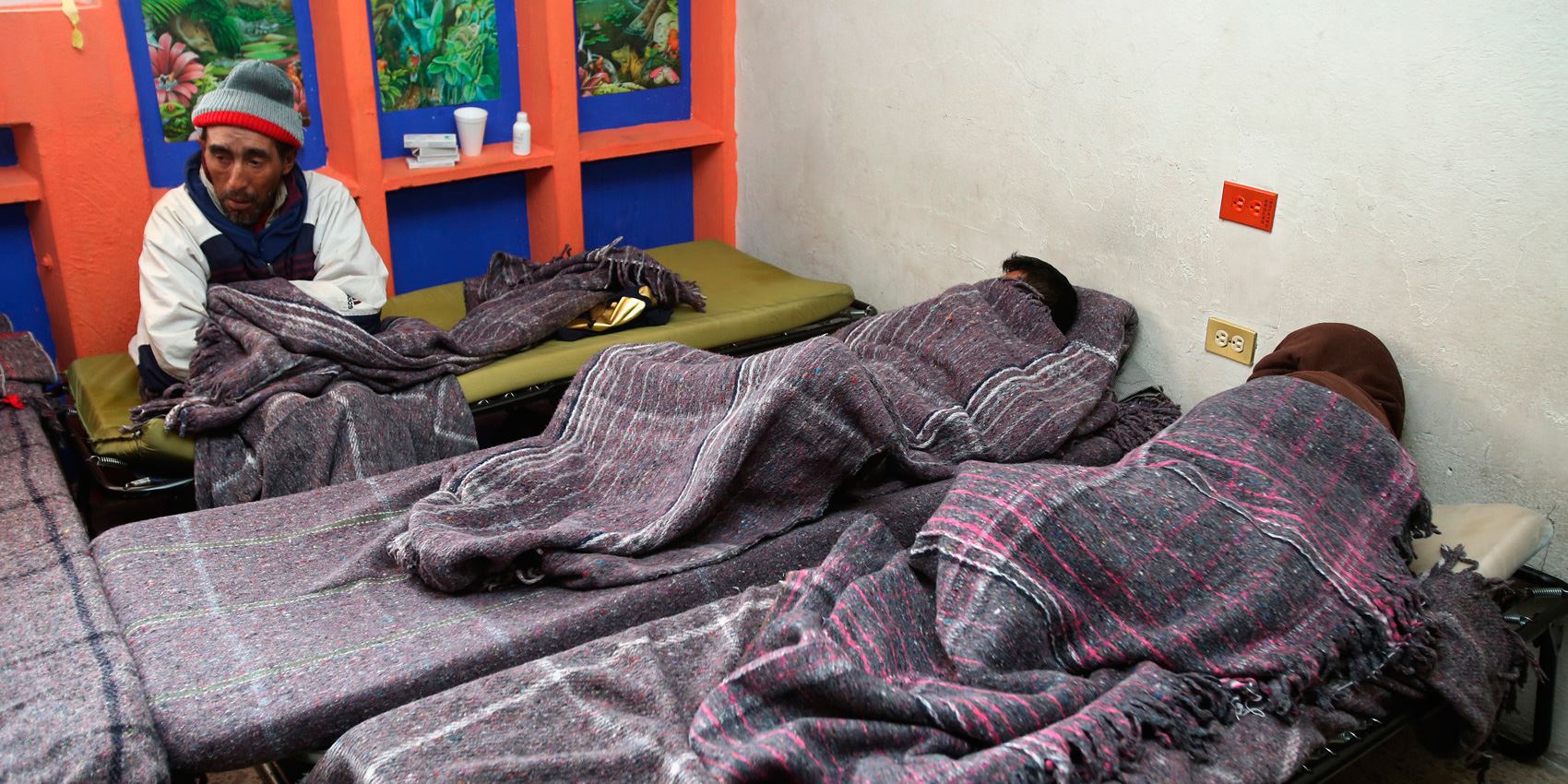 Por bajas temperaturas, Tamaulipas habilita albergues