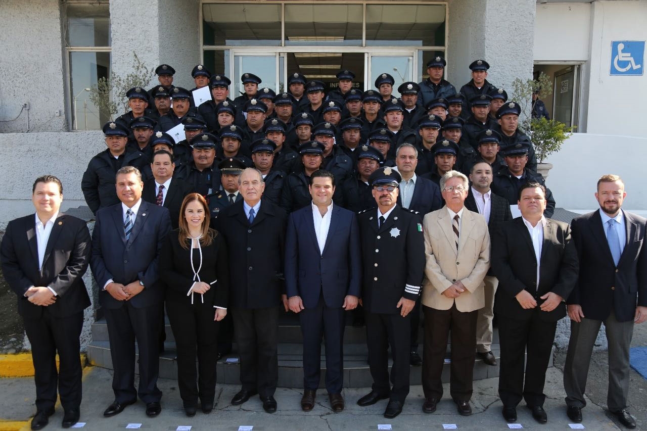 Guadalupe gradúa a policías