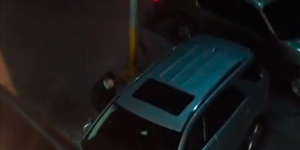 Cristalean camioneta para cometer robo en San Jerónimo