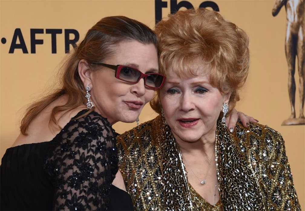 Fallece Debbie Reynolds, madre de Carrie Fisher