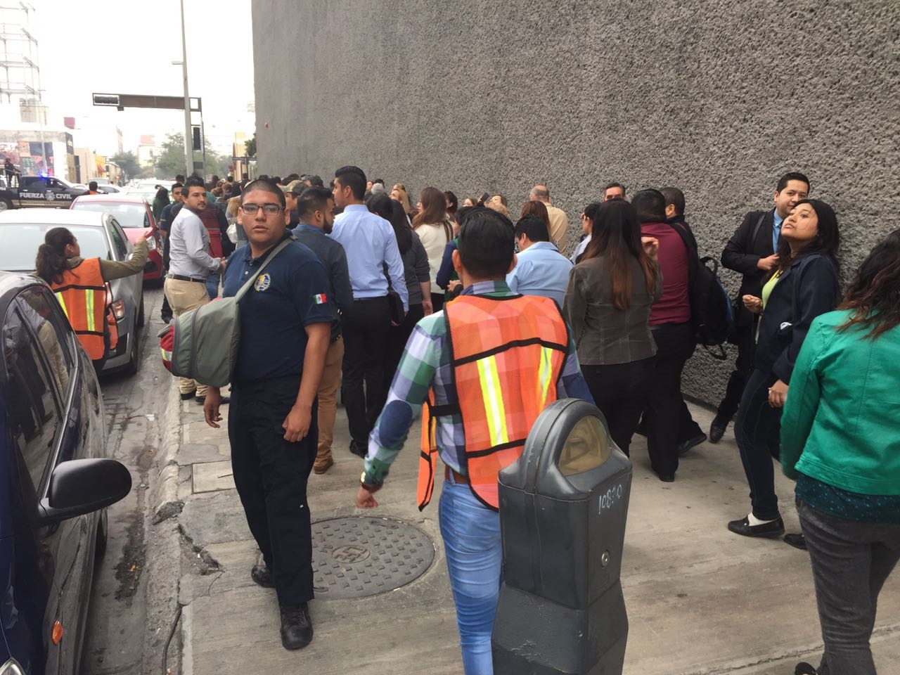 Sólo fue una falsa alarma la supuesta bomba en edificio
