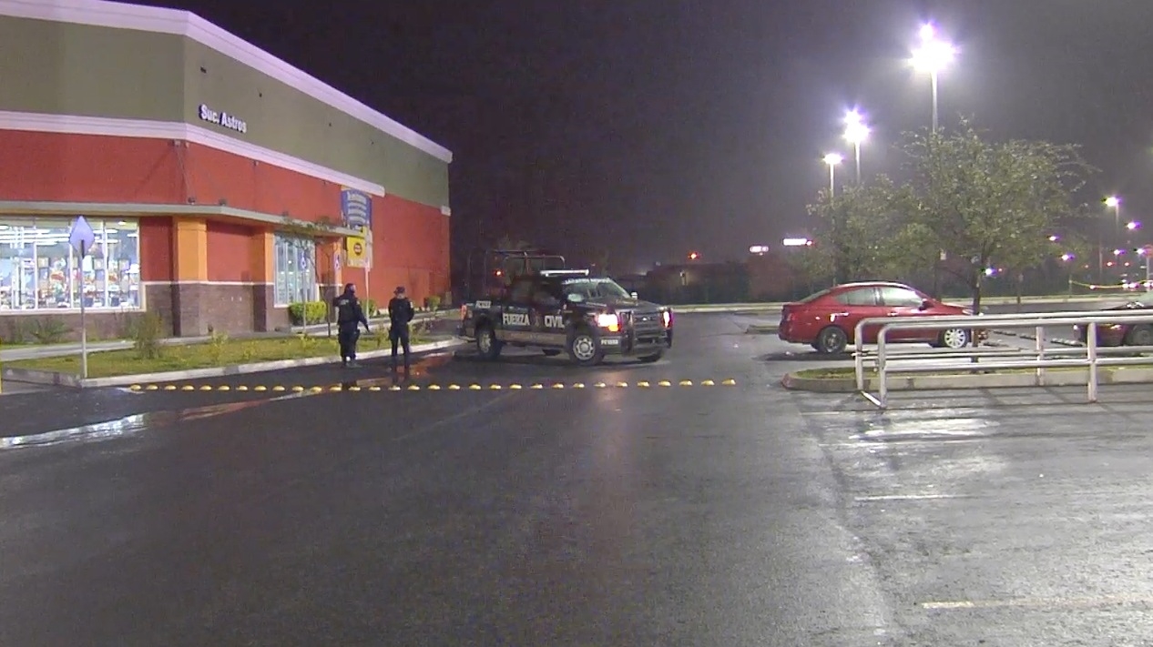 Resguardan policías comercios de Av. Lincoln
