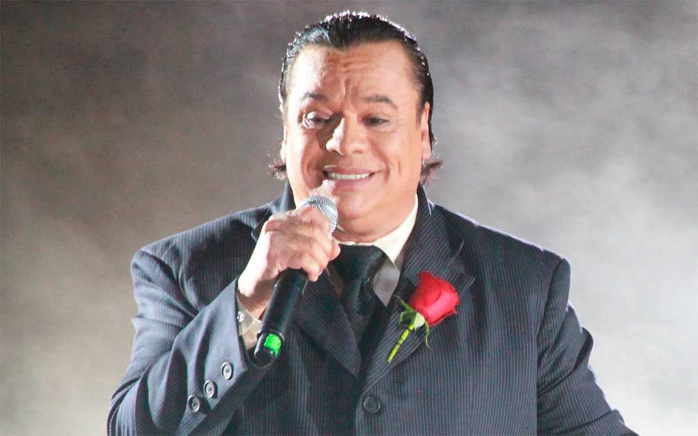 Hijos de Juan Gabriel, juntos y motivados por el homenaje a su padre