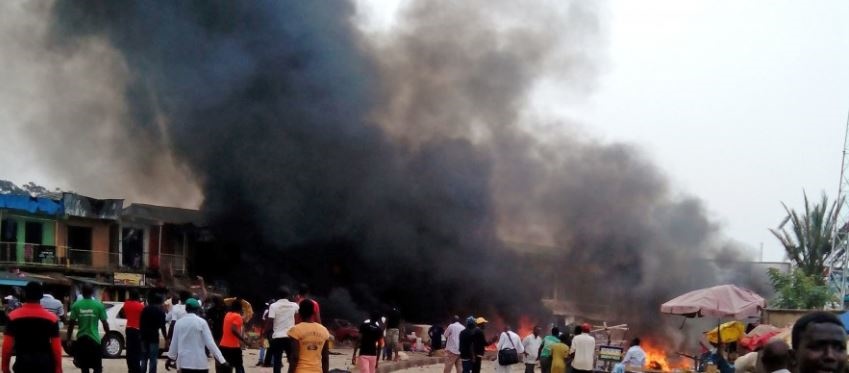 Al menos 4 muertos en ataques suicidas contra universidad de Nigeria