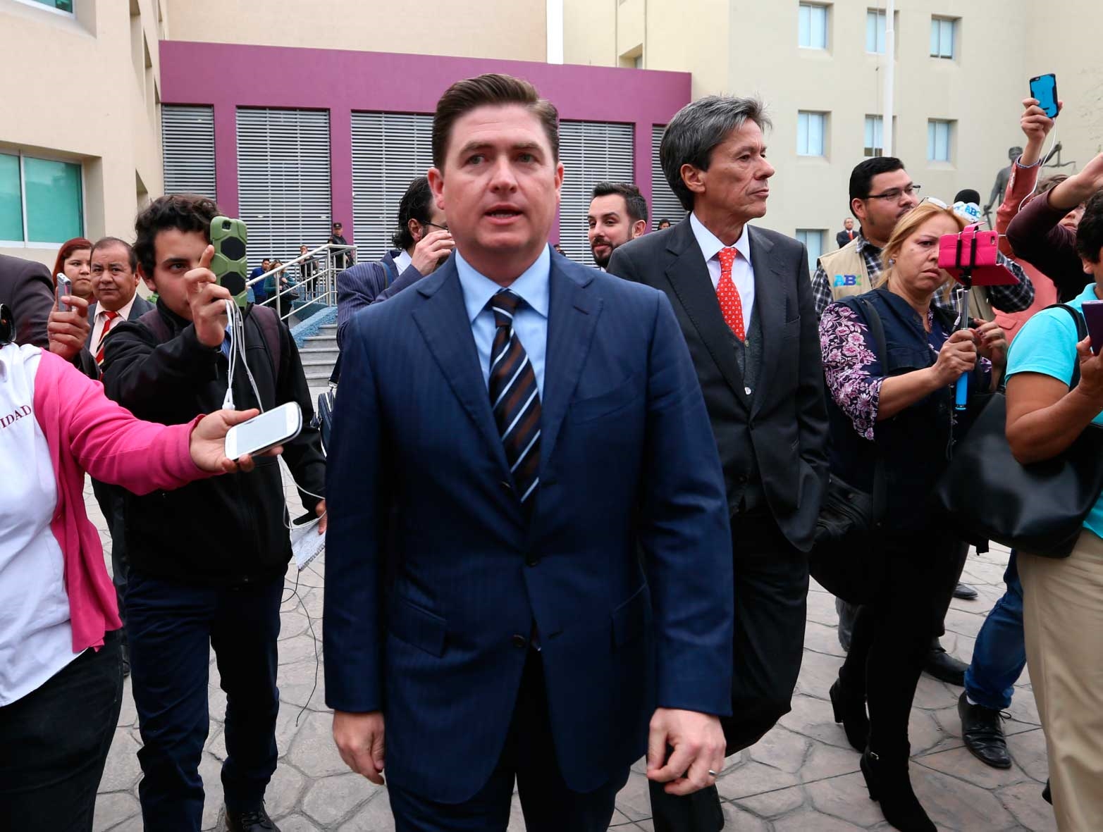 Denunciará Medina presuntas violaciones en su detención