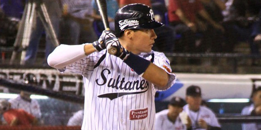 Saraperos de Saltillo contrata a parador en corto Héber Gómez