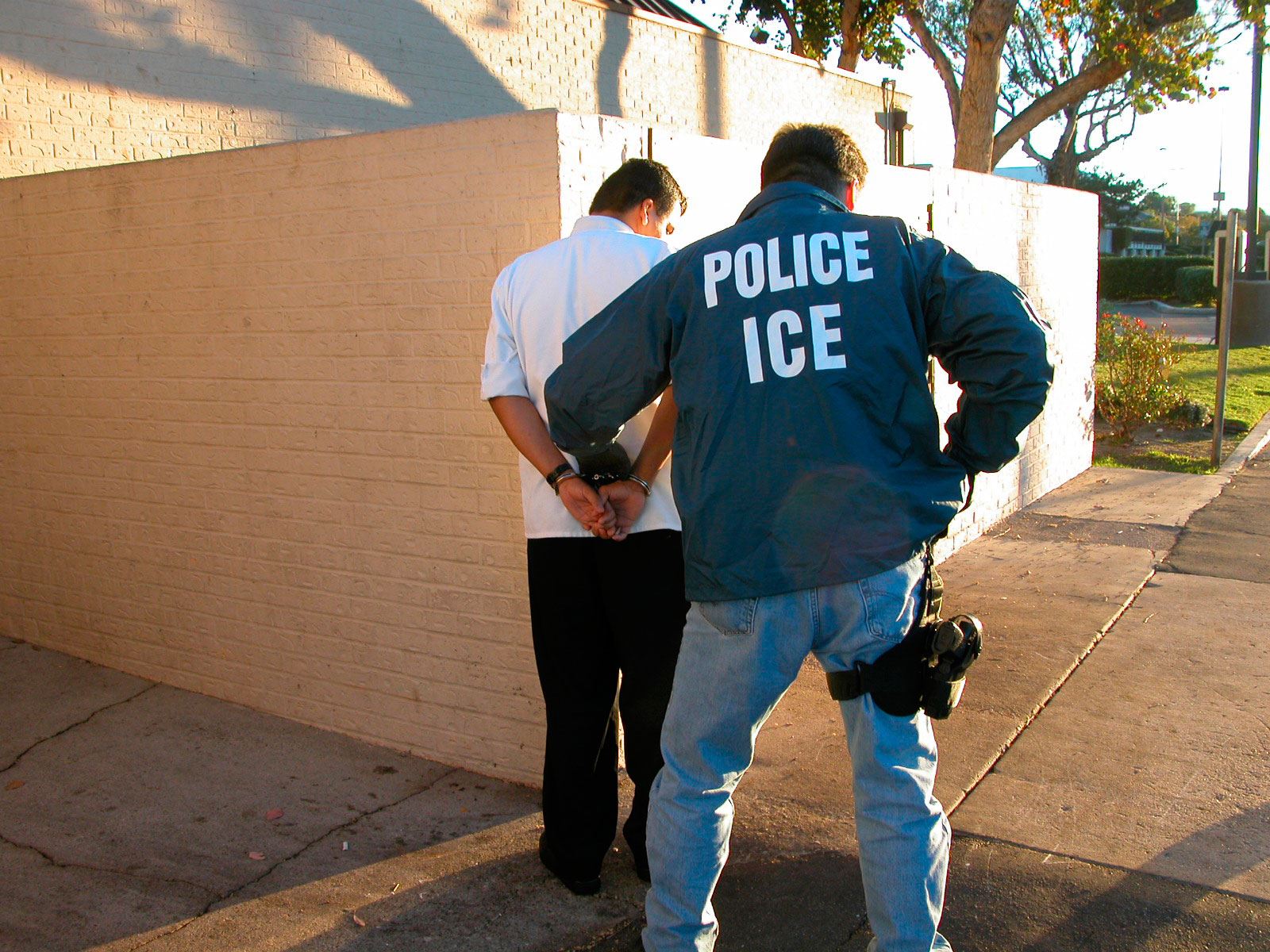 Deportan en Arizona a mexicano padre soltero de tres hijos