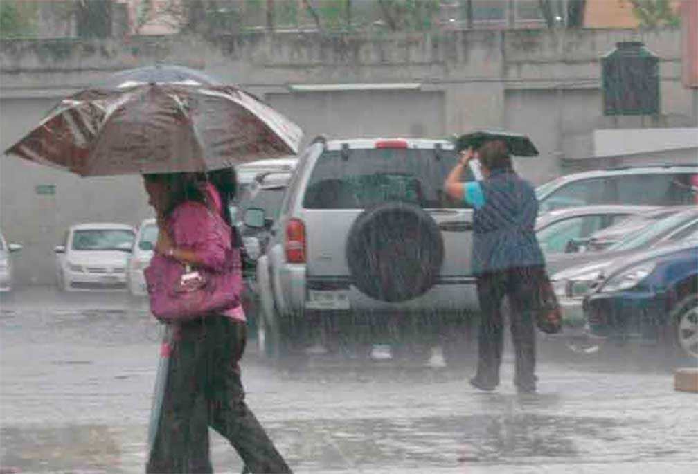 Prevalecen tormentas y lluvias por frente frío 34