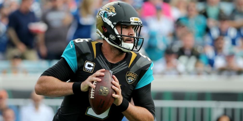 Jaguares de la NFL hace efectiva la opción de quinto año sobre Blake Bortles