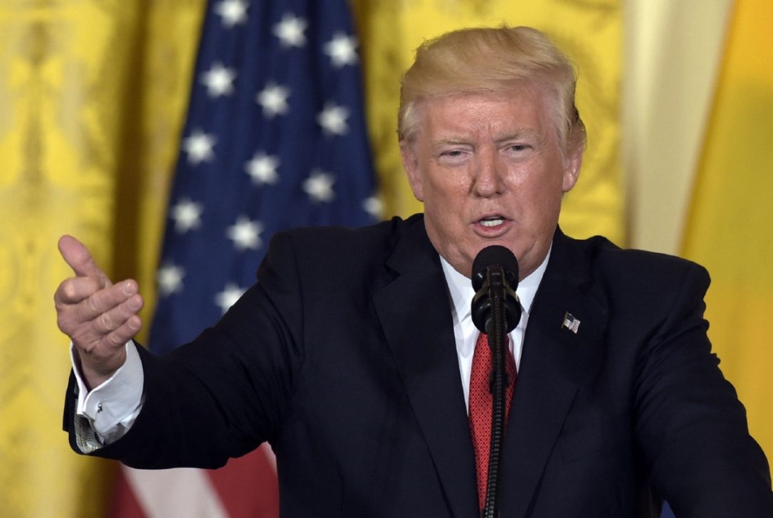 Casa Blanca desestima nueva demanda contra Trump