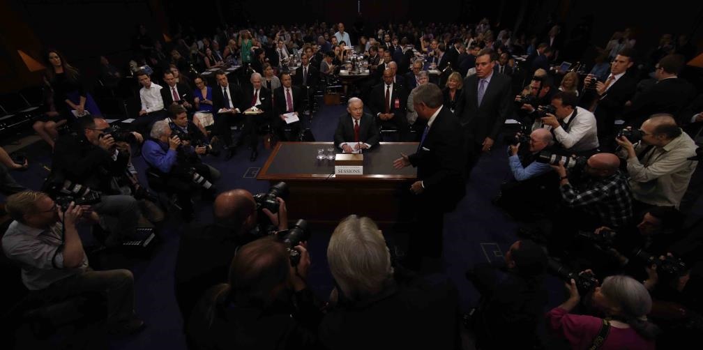 Nunca hablé con ningún ruso para influir en comicios: Sessions