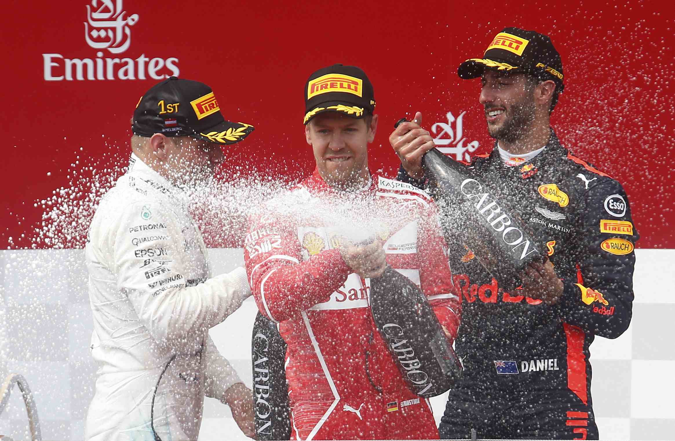 Bottas gana el Gran Premio de Austria; Pérez finaliza en séptimo