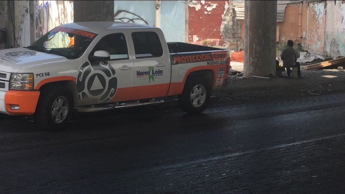 Confunden caja de equipo topográfico con aparato radioactivo