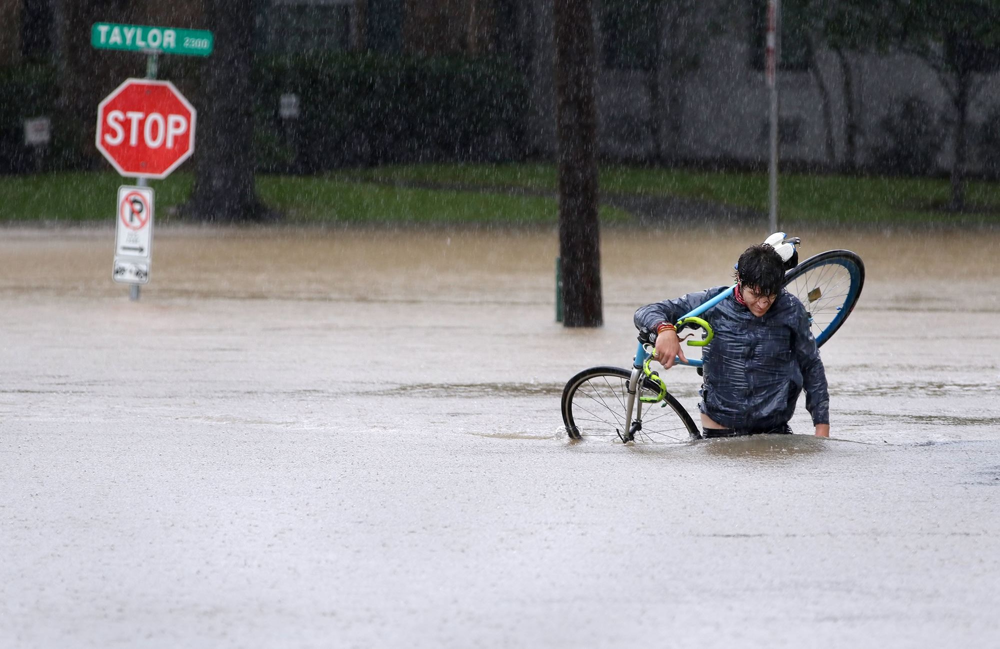 Estiman entre 36 y 50 billones de dólares los daños por Harvey