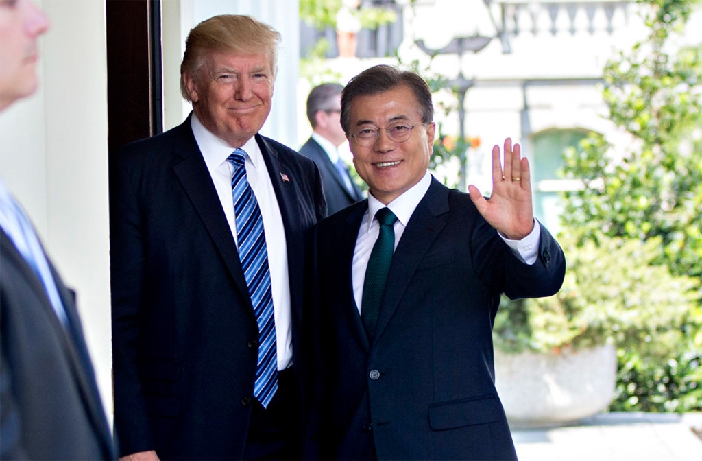 Surcorea y EUA presionan a Corea del Norte a negociar