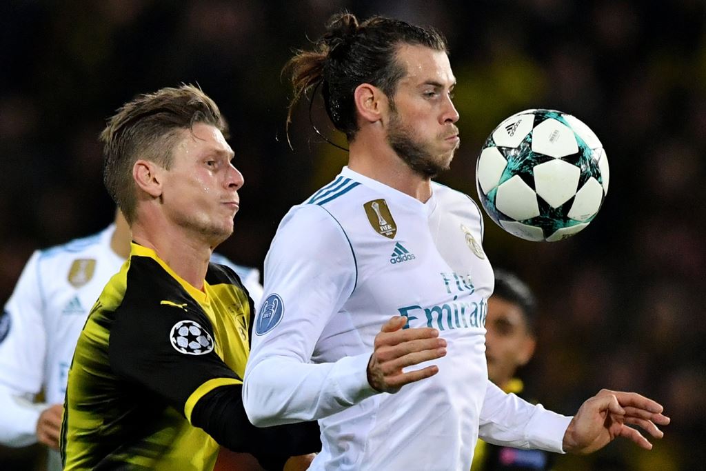 Bale se retira lesionado