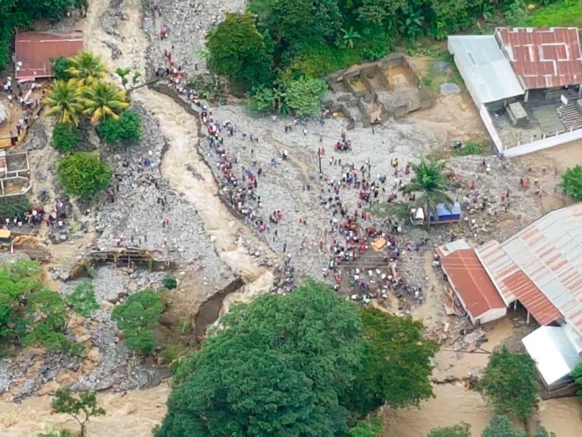 Alud sepulta viviendas en Guatemala; hay dos muertos