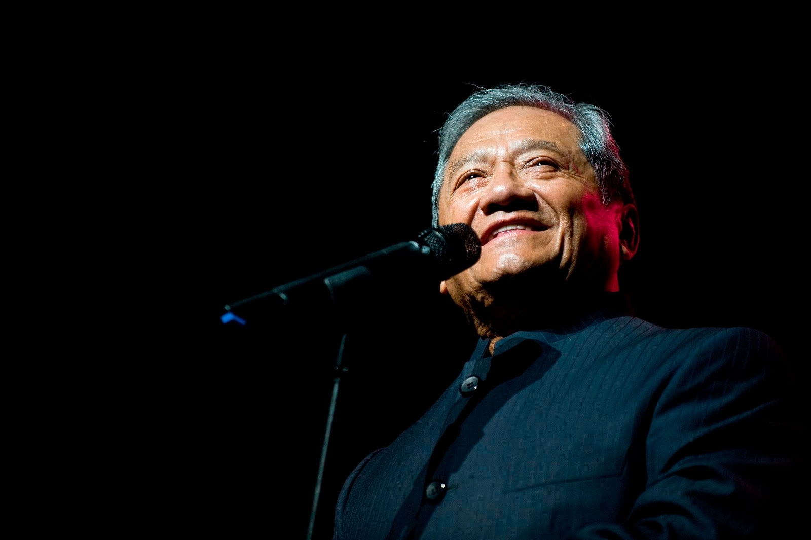 Homenajearán a Armando Manzanero en Chichén-Itzá