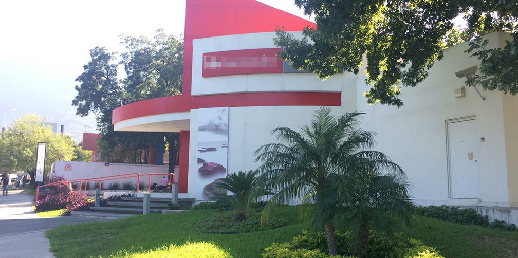 Asaltan a cliente de banco en San Pedro; lo despojan de 400 mil pesos