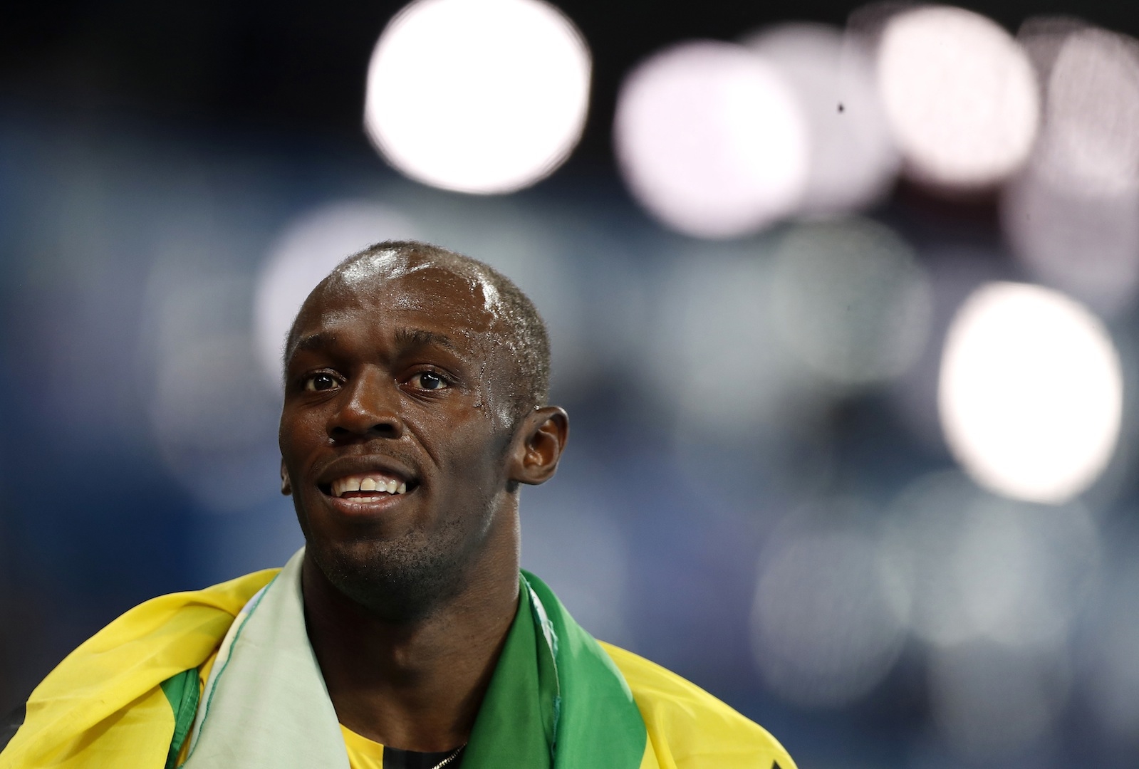 Usain Bolt reitera interés en jugar futbol