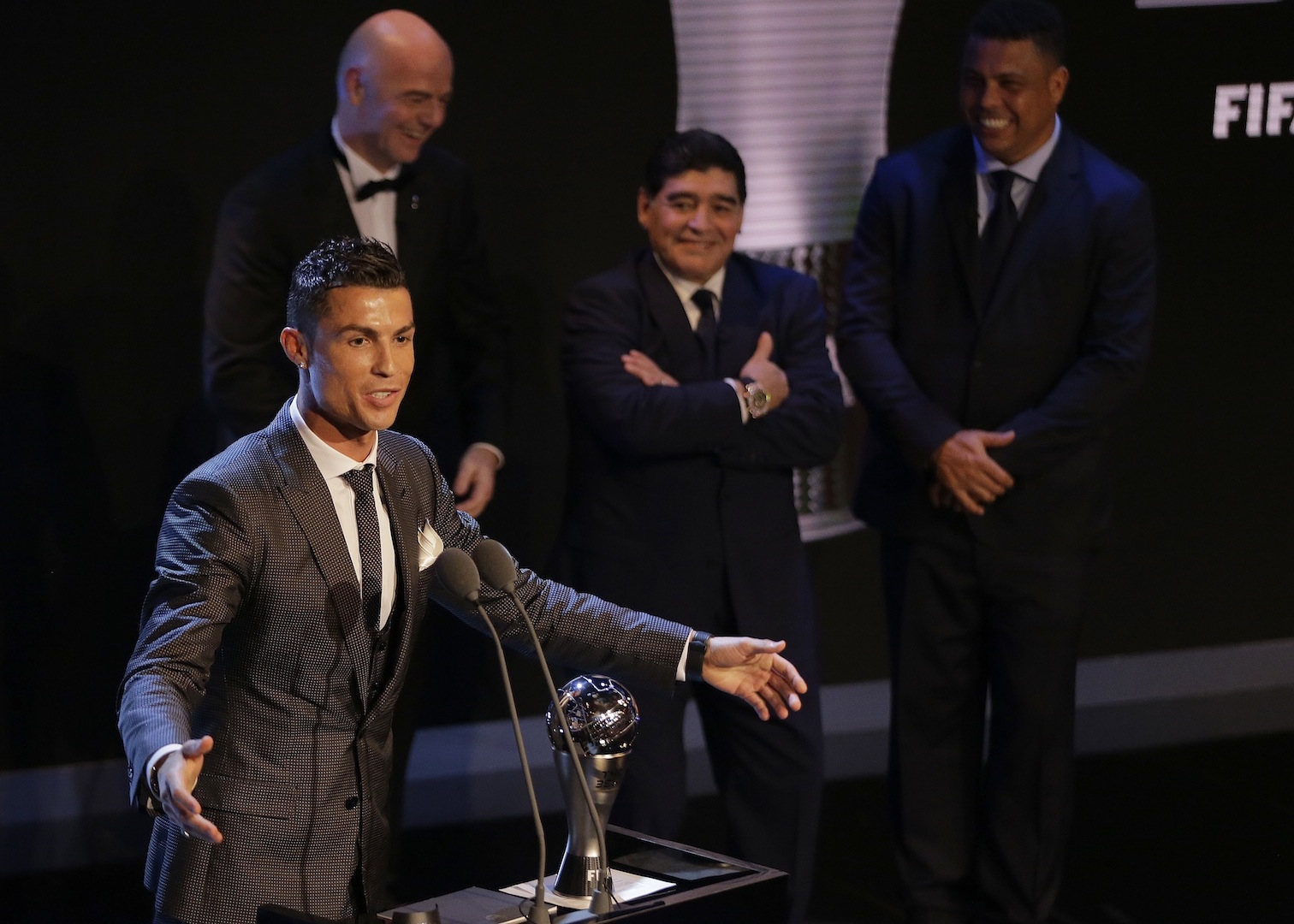 Cristiano Ronaldo repite como ganador del premio The Best