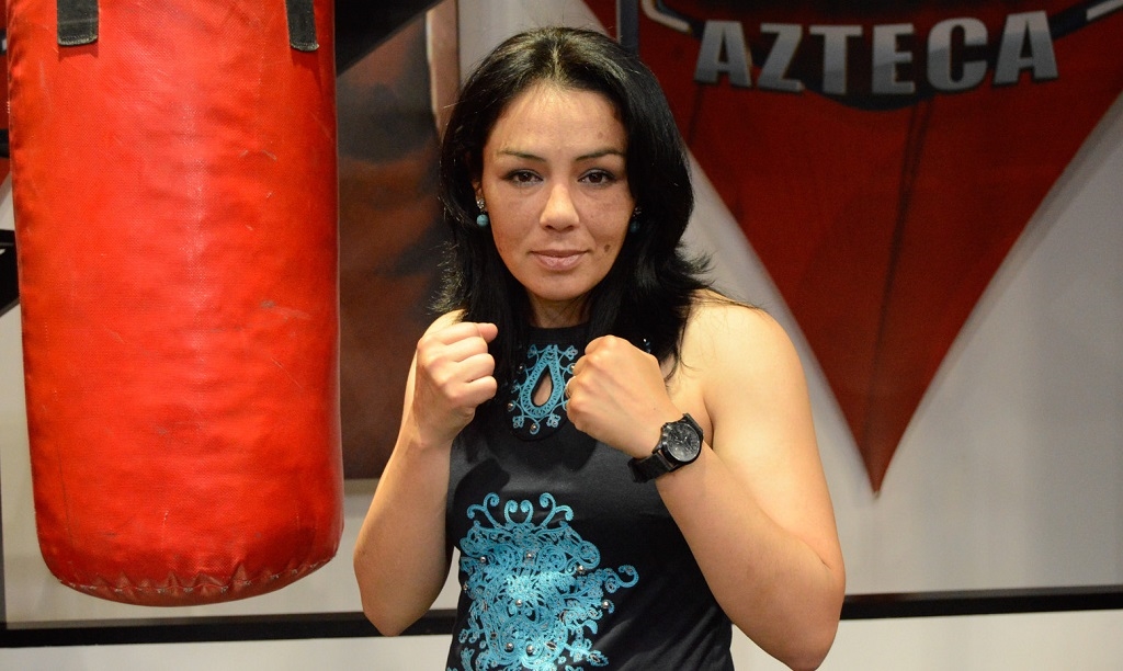 Jackie Nava no le ´saca´ a los 3 minutos