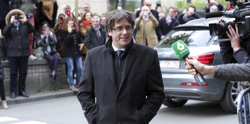 Fiscalía española solicita detención de Puigdemont