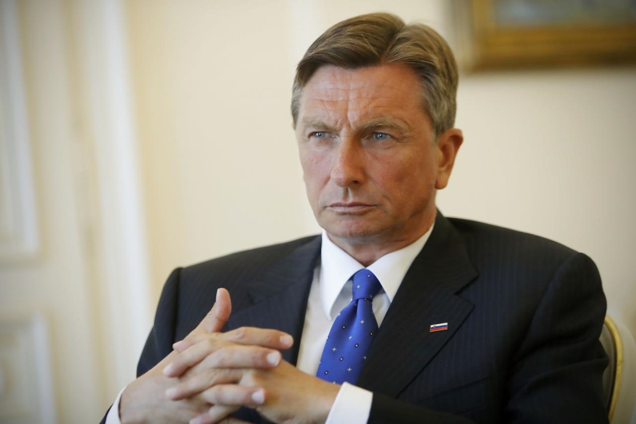 Borut Pahor gana segunda vuelta y es reelecto presidente de Eslovenia