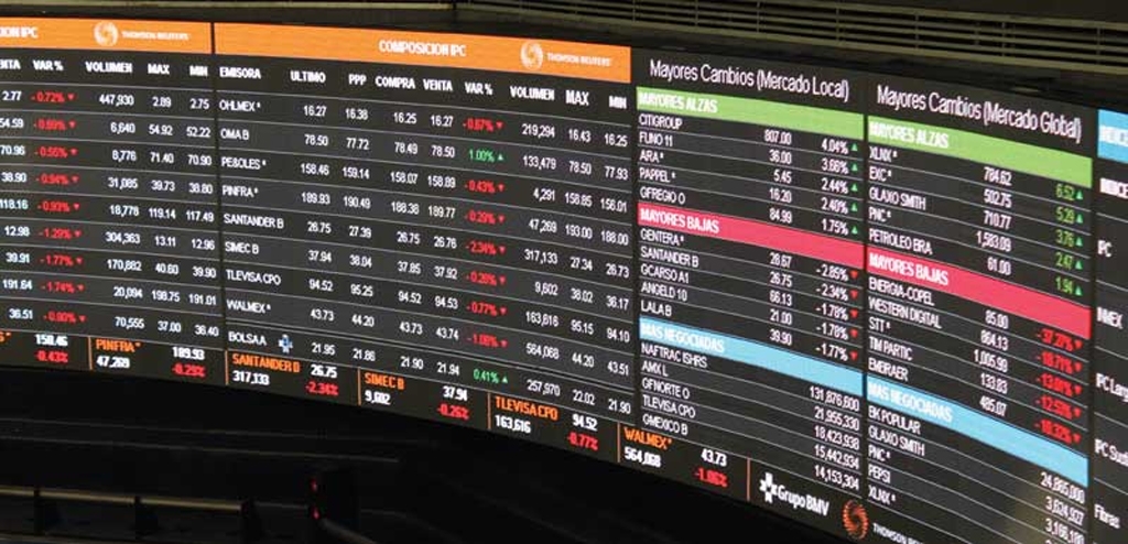 Bolsa Mexicana desciende 0.30 por ciento, a la espera de datos en EUA