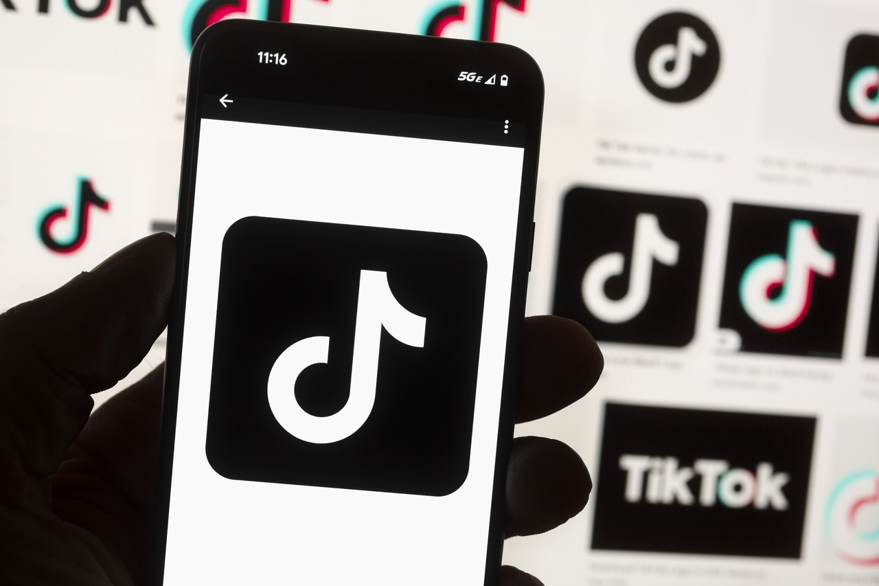 Gobiernos estatales en EUA prohiben usar TikTok