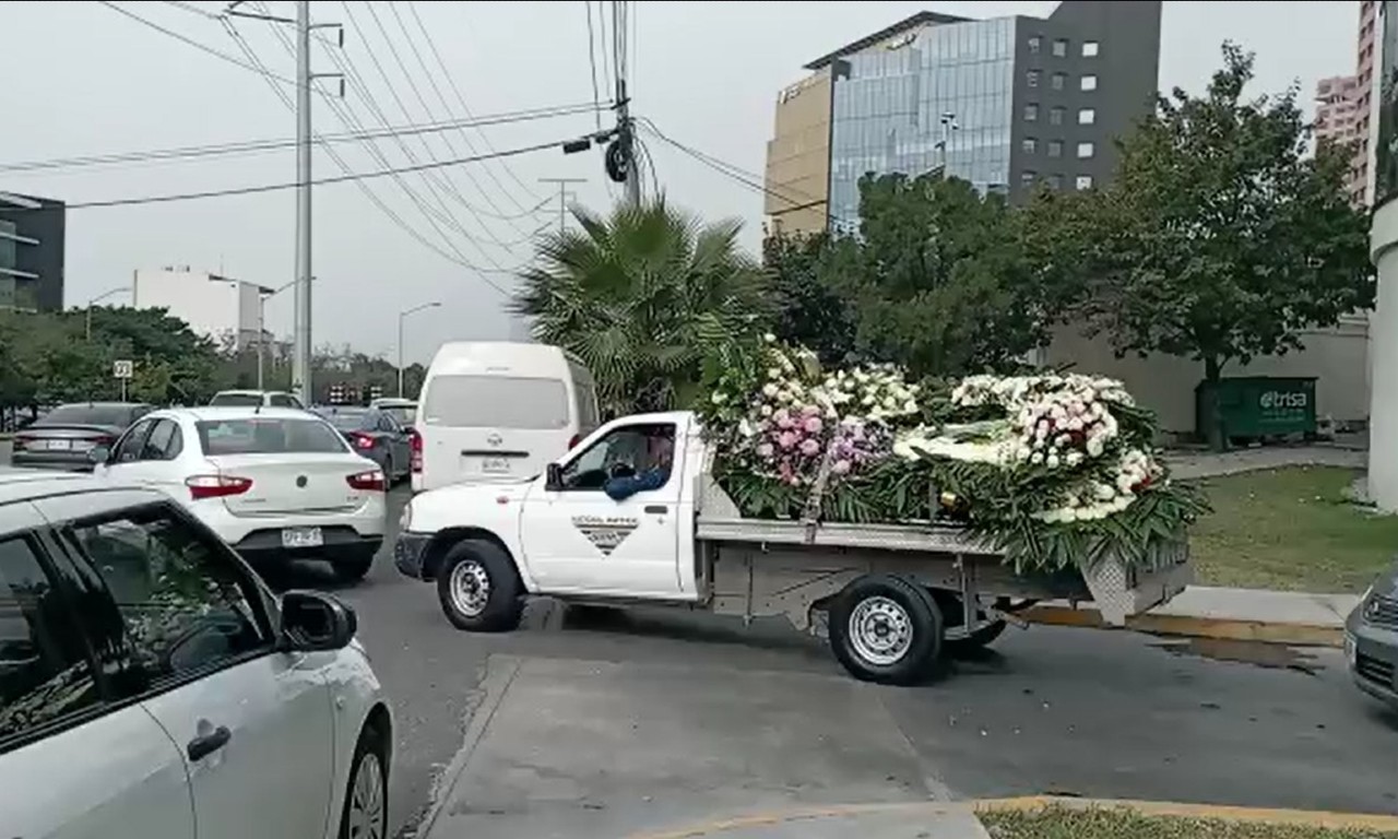 Sepultan a mujer asesinada durante ataque en Los Ramones