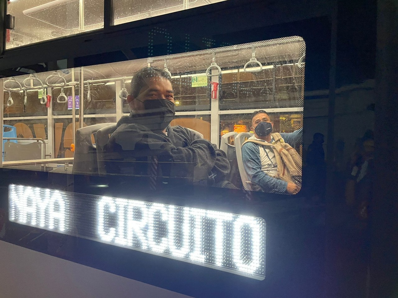 Quitará España uso obligatorio de cubrebocas en transporte