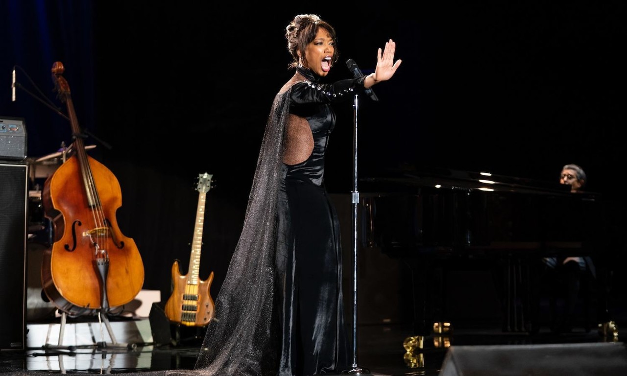 'Quiero Bailar con Alguien' rinde tributo a Whitney Houston