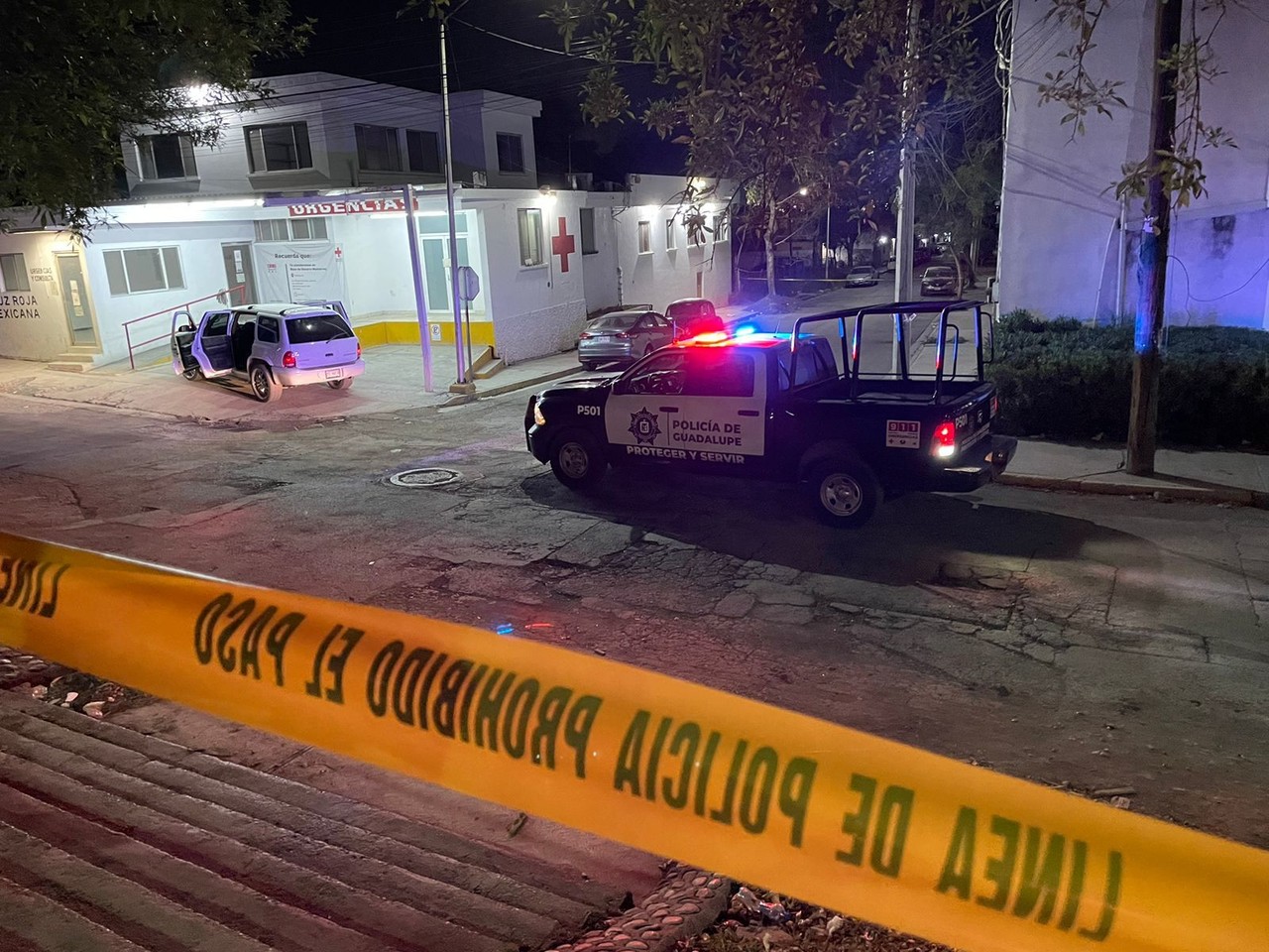 Balean hombres armados a madre e hijo en Juárez