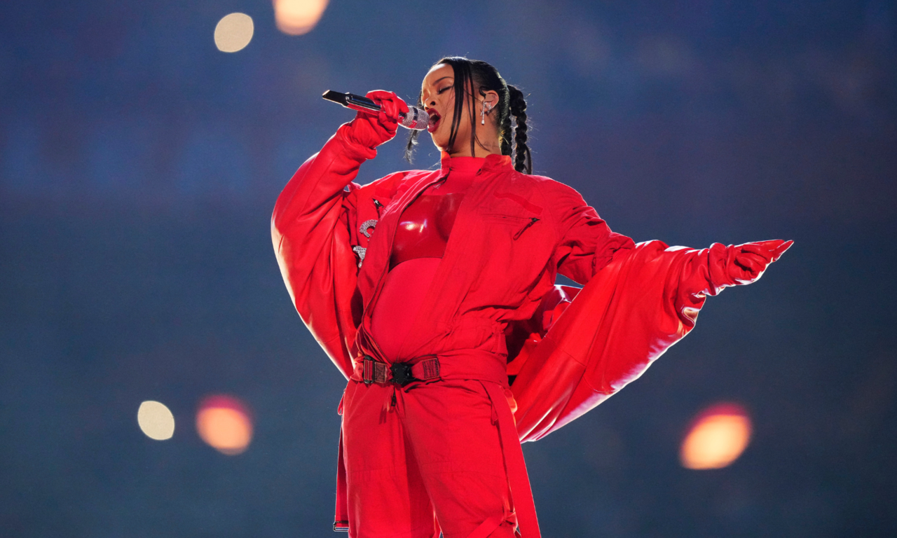 Rihanna confirmó que es ¡su segundo embarazo!