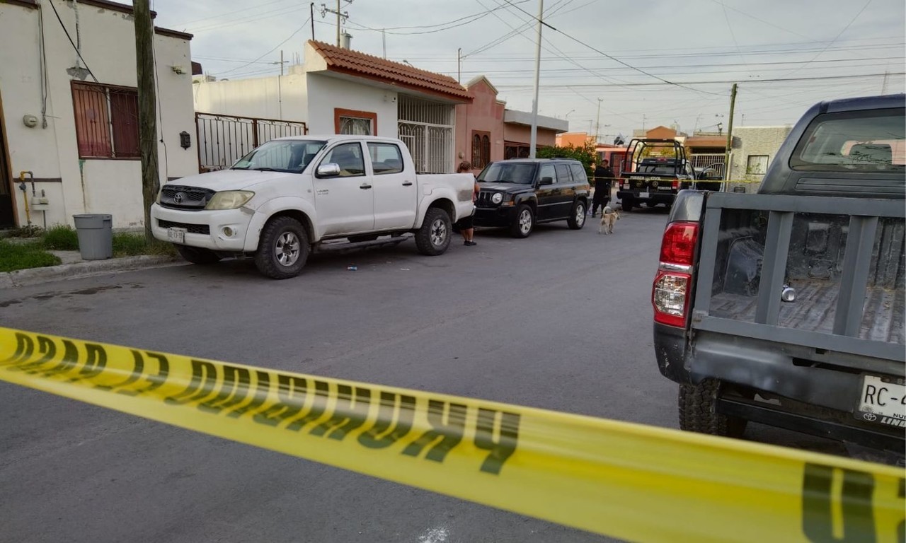Ejecutan a dos hombres a balazos en casa de zona norte