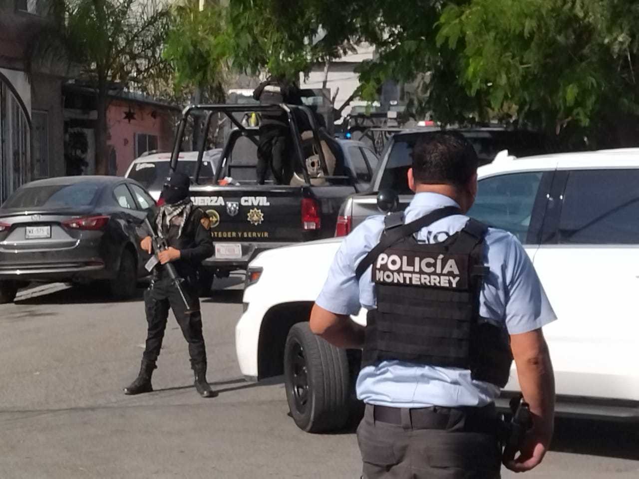 Detienen a dos presuntos secuestradores y roba coches