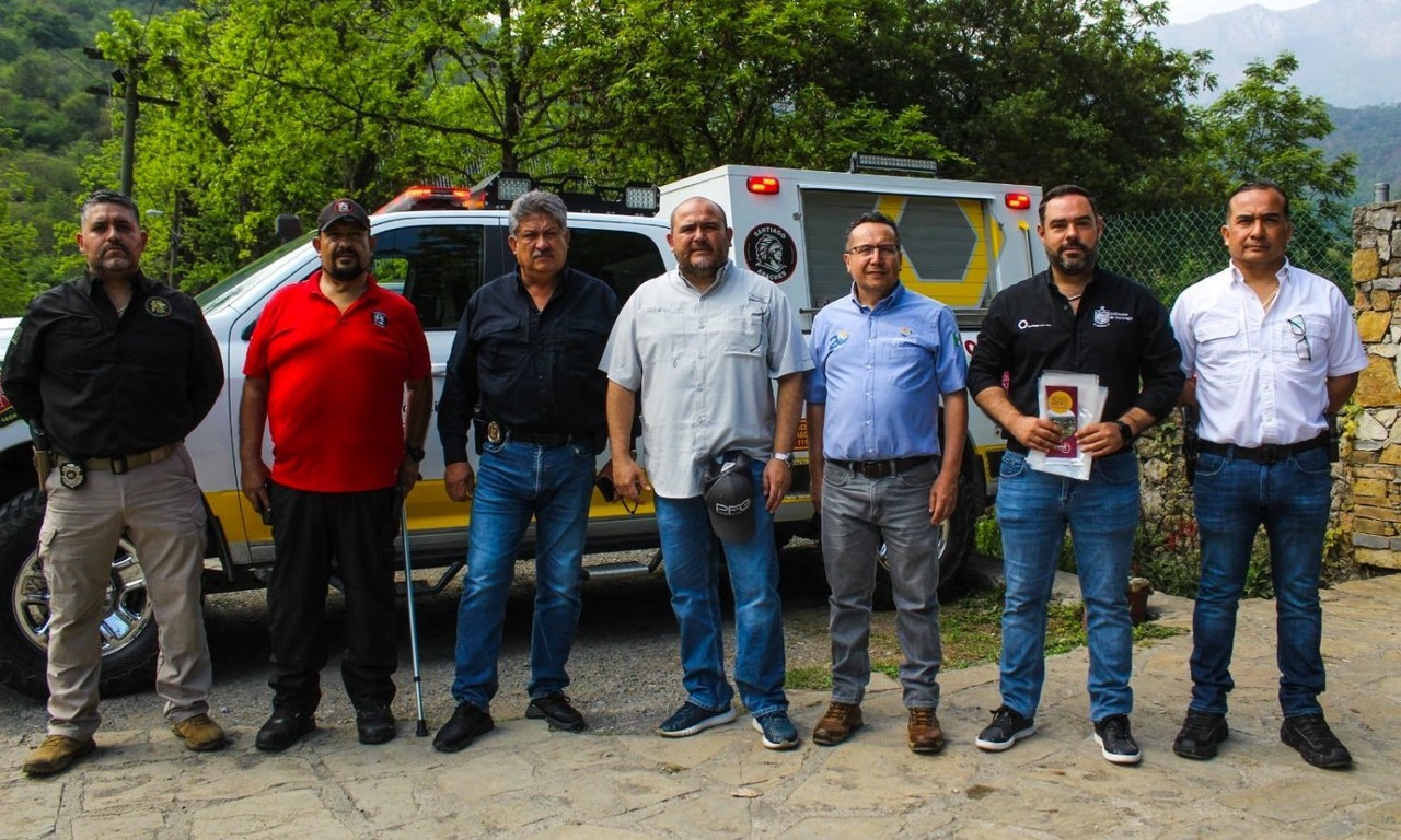 Prohíben carbón, leña y combustible en Sierra de Santiago