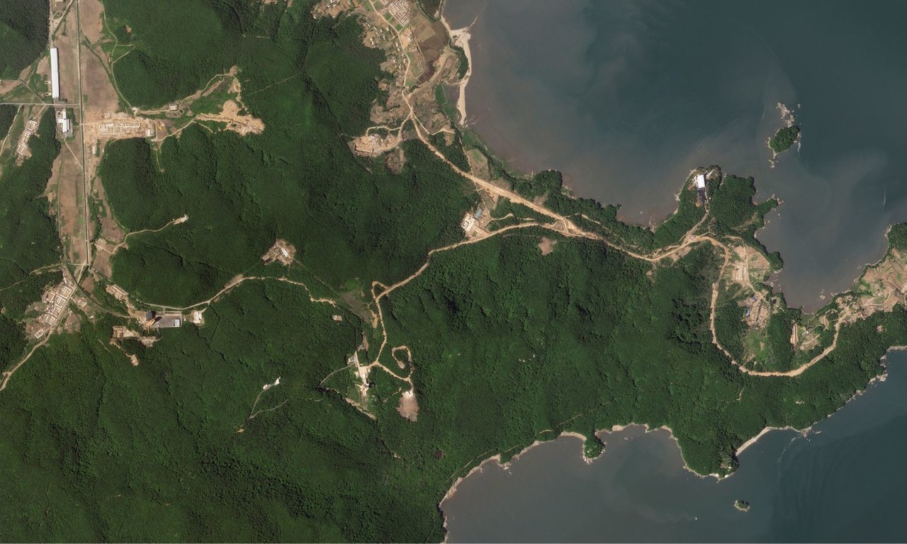 Corea del Norte fracasa al intentar lanzar satélite espía