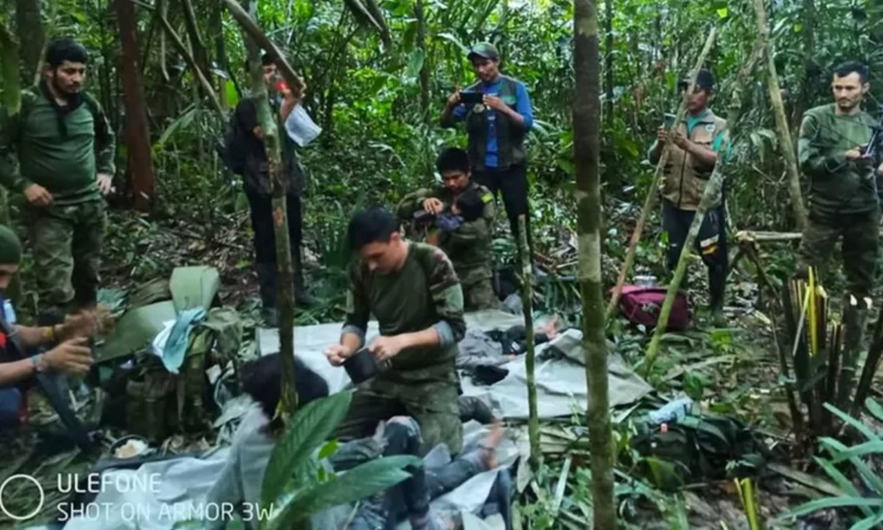 Difunden video de rescate en la selva de niños colombianos