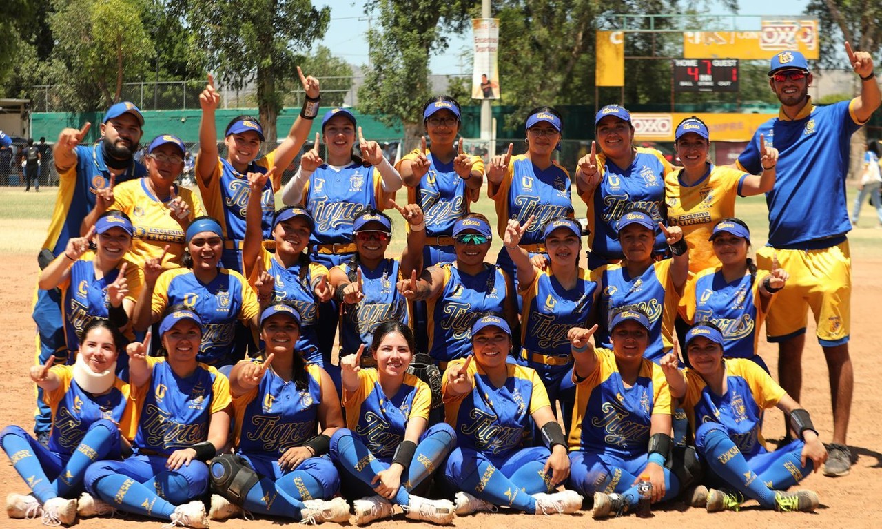 Tigres, Bicampeón de softbol femenil en Universiada