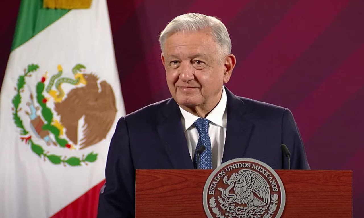 AMLO y 'corcholatas' se reúnen para felicitar a Delfina Gómez