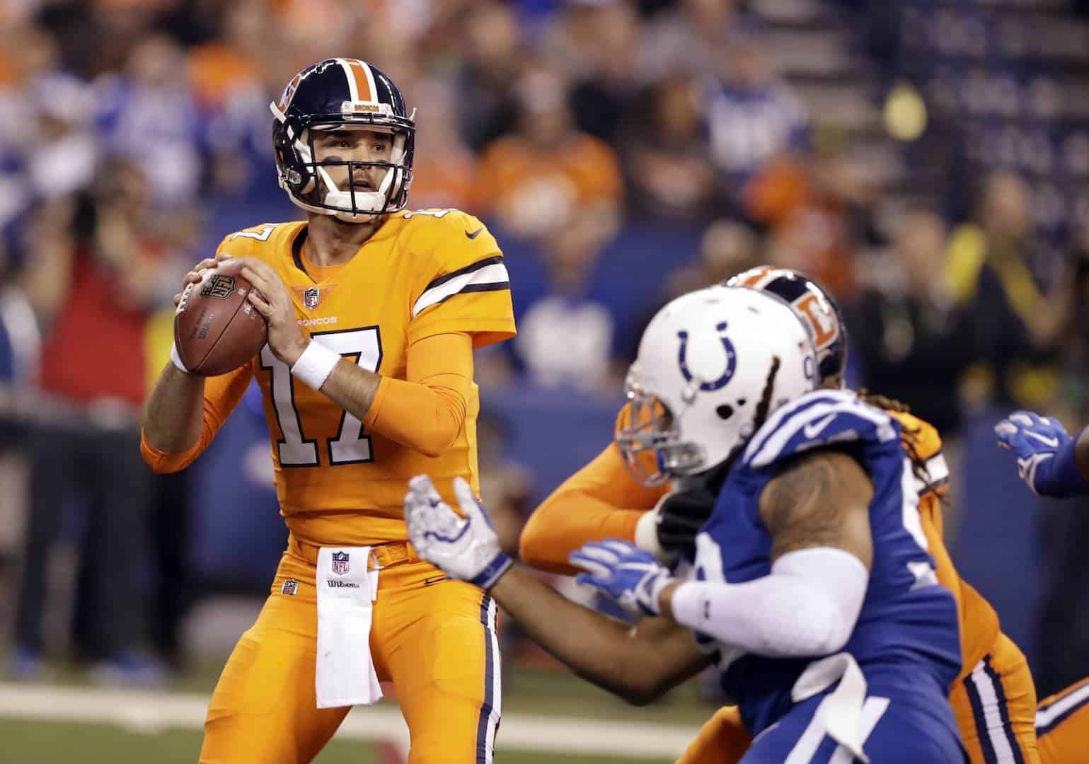Osweiler toma las riendas de Broncos para llevarlos al triunfo