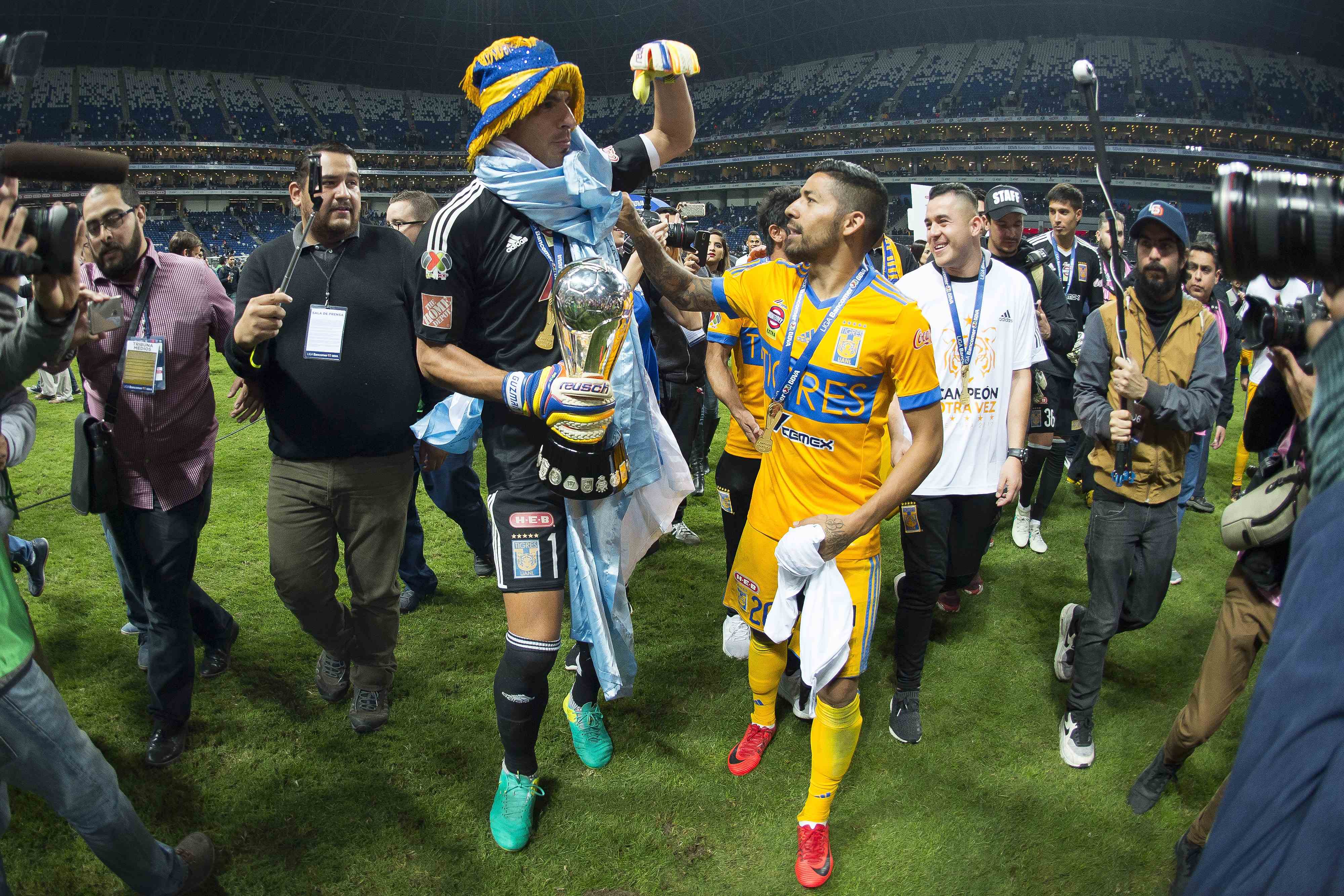 Reporteros violan reglamento y son vetados de Liga MX