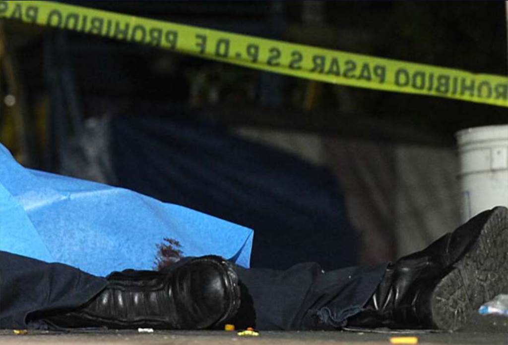Investigan homicidio de policía en Iztacalco